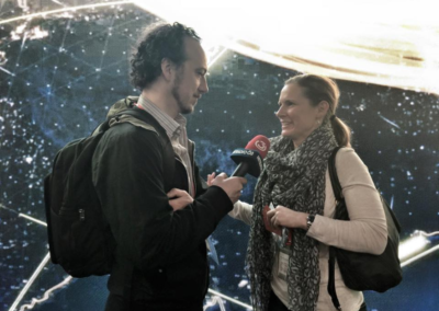 Catharina Rieder beim Ö3-Interview in Barcelona beim Mobile World Congress 2016