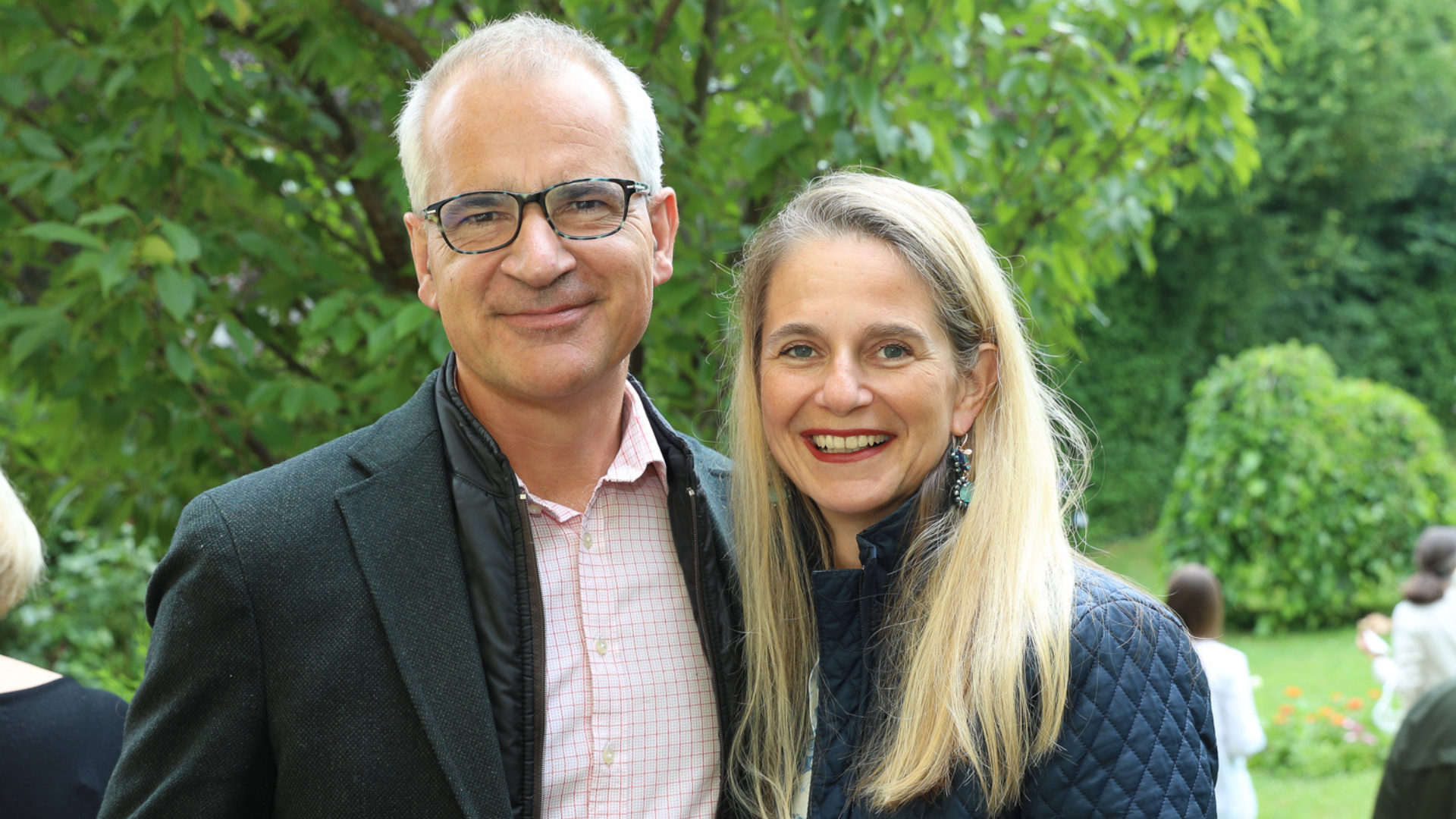 Catharina Rieder im Podcast-Interview mit Gerlinde Layr-Gizycki und Wolfgang Layr über Netzwerken und Vertrauen.